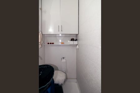 Apartamento à venda com 70m², 3 quartos e 1 vaga Apartamento à venda com 70m², 3 quartos e 1 vagaLavabo Quarto 3 Suíte