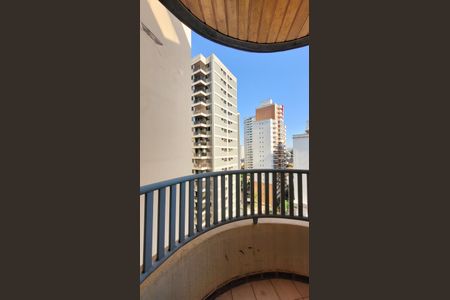 Apartamento à venda com 145m², 4 quartos e 2 vagas Apartamento à venda com 145m², 4 quartos e 2 vagasVaranda do Quarto 3