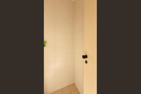 Apartamento à venda com 145m², 4 quartos e 2 vagas Apartamento à venda com 145m², 4 quartos e 2 vagasDespensa