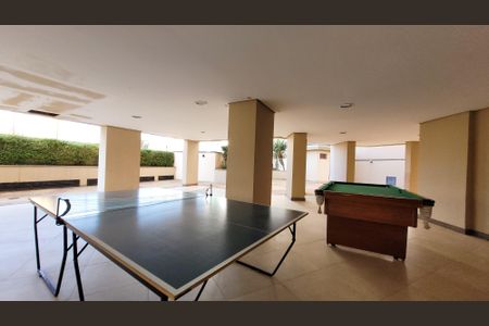 Apartamento à venda com 145m², 4 quartos e 2 vagas Apartamento à venda com 145m², 4 quartos e 2 vagasÁrea comum - Sala de Jogos