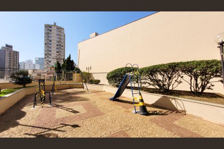 Apartamento à venda com 145m², 4 quartos e 2 vagas Apartamento à venda com 145m², 4 quartos e 2 vagasÁrea comum - Playground