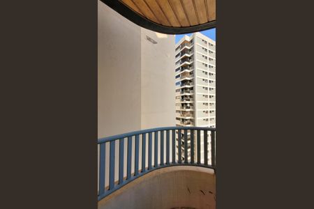Apartamento à venda com 145m², 4 quartos e 2 vagas Apartamento à venda com 145m², 4 quartos e 2 vagasVaranda do Quarto 3