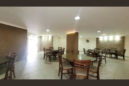 Apartamento à venda com 145m², 4 quartos e 2 vagas Apartamento à venda com 145m², 4 quartos e 2 vagasÁrea comum - Salão de festas
