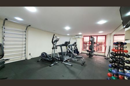 Apartamento à venda com 145m², 4 quartos e 2 vagas Apartamento à venda com 145m², 4 quartos e 2 vagasÁrea comum - Academia