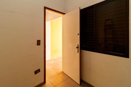 Casa à venda com 156m², 3 quartos e 4 vagasQuarto de Serviço