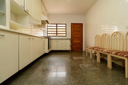 Casa à venda com 156m², 3 quartos e 4 vagasCozinha