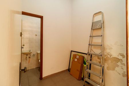 Casa à venda com 156m², 3 quartos e 4 vagasQuarto de Serviço