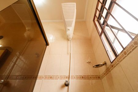 Casa à venda com 156m², 3 quartos e 4 vagasBanheiro da Suíte 1