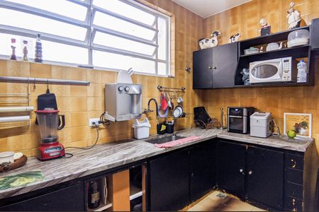 Casa à venda com 500m², 5 quartos e 4 vagasCozinha