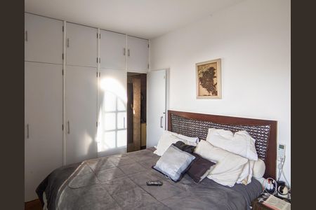 Casa à venda com 500m², 5 quartos e 4 vagasQuarto 3