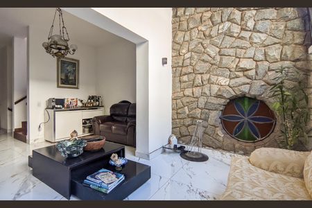 Casa à venda com 500m², 5 quartos e 4 vagasSala