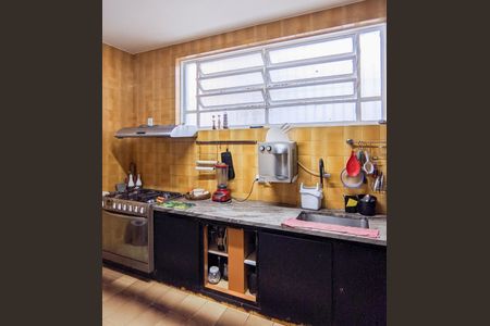 Casa à venda com 500m², 5 quartos e 4 vagasCozinha