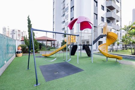 Apartamento à venda com 90m², 3 quartos e 2 vagasPlayground