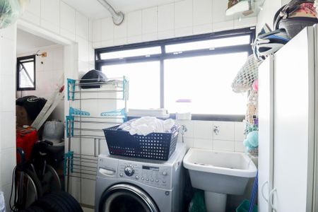 Apartamento à venda com 90m², 3 quartos e 2 vagasCozinha e Área de Serviço