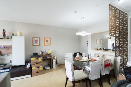 Apartamento à venda com 90m², 3 quartos e 2 vagasSala