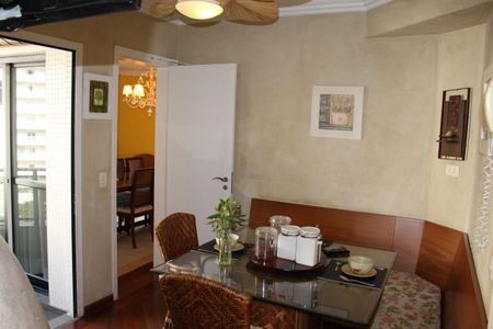 Apartamento à venda com 208m², 3 quartos e 3 vagasCopa