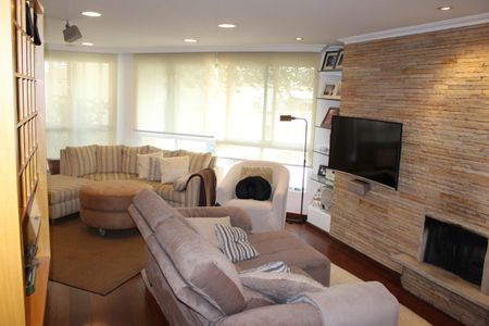 Apartamento à venda com 208m², 3 quartos e 3 vagasSala