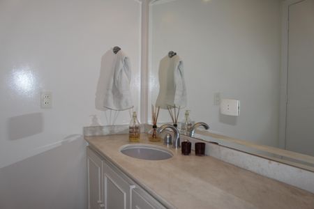 Apartamento à venda com 208m², 3 quartos e 3 vagasBanheiro