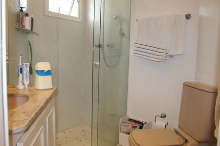 Apartamento à venda com 208m², 3 quartos e 3 vagasBanheiro 2