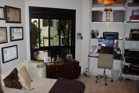 Apartamento à venda com 208m², 3 quartos e 3 vagasQuarto 3