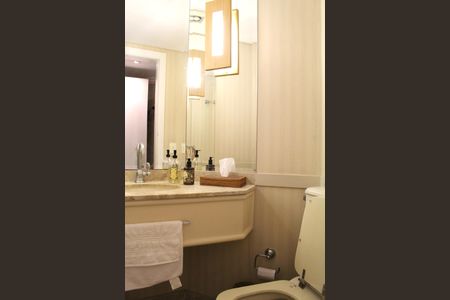 Apartamento à venda com 208m², 3 quartos e 3 vagasBanheiro 3