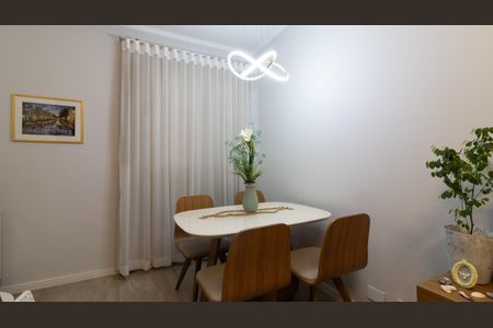 Apartamento à venda com 68m², 2 quartos e 1 vaga Apartamento à venda com 68m², 2 quartos e 1 vagaSala