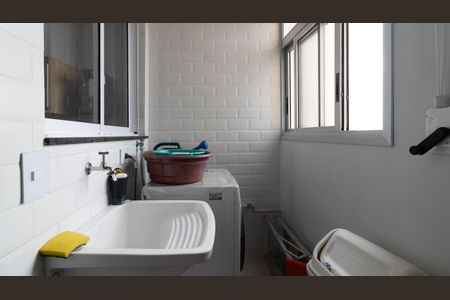 Apartamento à venda com 68m², 2 quartos e 1 vaga Apartamento à venda com 68m², 2 quartos e 1 vagaÁrea de Serviço