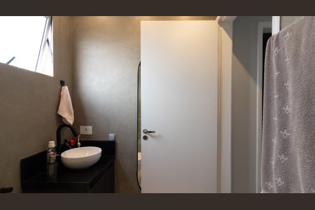 Apartamento à venda com 68m², 2 quartos e 1 vaga Apartamento à venda com 68m², 2 quartos e 1 vagaBanheiro