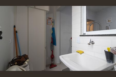 Apartamento à venda com 68m², 2 quartos e 1 vaga Apartamento à venda com 68m², 2 quartos e 1 vagaÁrea de Serviço