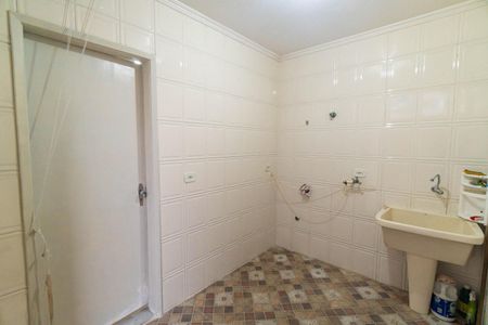 Casa à venda com 126m², 3 quartos e 2 vagasLavanderia