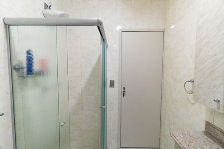 Casa à venda com 126m², 3 quartos e 2 vagasBanheiro da Suíte