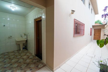 Casa à venda com 126m², 3 quartos e 2 vagasQuintal