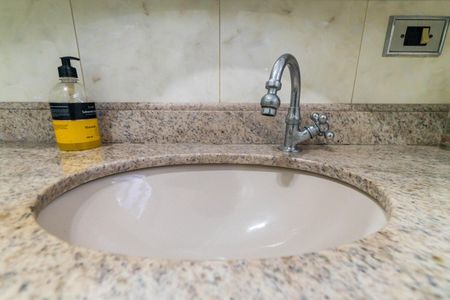 Casa à venda com 126m², 3 quartos e 2 vagasBanheiro da Suíte