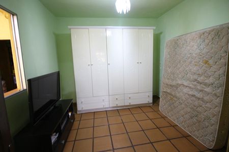 Casa para alugar com 440m², 5 quartos e 2 vagasQuarto 4