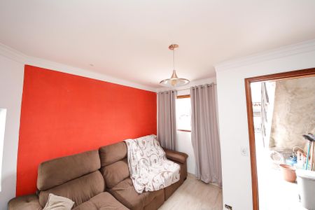 Casa à venda com 250m², 6 quartos e 2 vagas Casa à venda com 250m², 6 quartos e 2 vagasSala - CASA CIMA