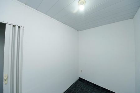 Casa à venda com 250m², 6 quartos e 2 vagas Casa à venda com 250m², 6 quartos e 2 vagasQuarto 2 - CASA TERREA