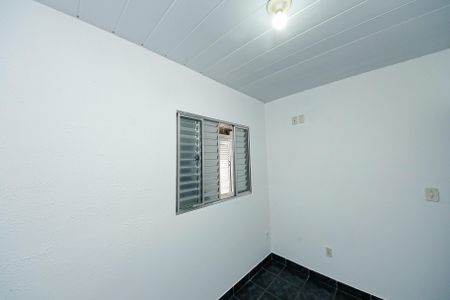 Casa à venda com 250m², 6 quartos e 2 vagas Casa à venda com 250m², 6 quartos e 2 vagasQuarto 2 - CASA TERREA