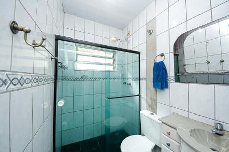 Casa à venda com 250m², 6 quartos e 2 vagas Casa à venda com 250m², 6 quartos e 2 vagasBanheiro - CASA TERREA