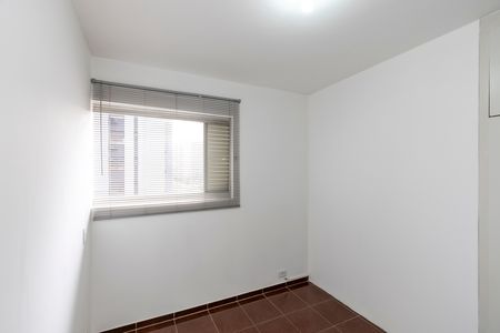 Apartamento para alugar com 76m², 2 quartos e 1 vagaQuarto 2