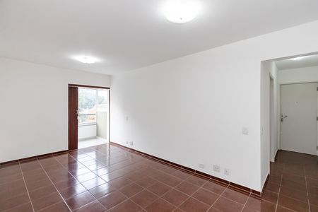 Apartamento para alugar com 76m², 2 quartos e 1 vagaSala