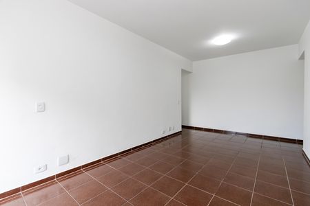 Apartamento para alugar com 76m², 2 quartos e 1 vagaSala