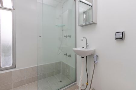Apartamento para alugar com 76m², 2 quartos e 1 vagaBanheiro