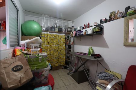 Casa à venda com 110m², 2 quartos e 2 vagasEdícula
