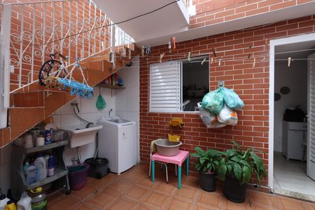 Casa à venda com 110m², 2 quartos e 2 vagasLavanderia