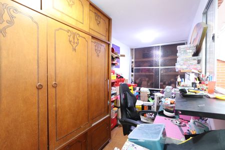 Casa à venda com 110m², 2 quartos e 2 vagasOficina