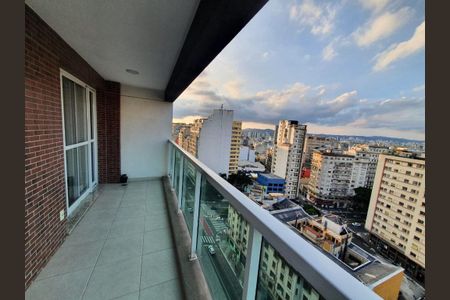Apartamento à venda com 45m², 1 quarto e 1 vagaFoto 01