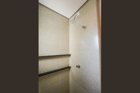 Apartamento à venda com 68m², 2 quartos e 2 vagasBanheiro da Suíte