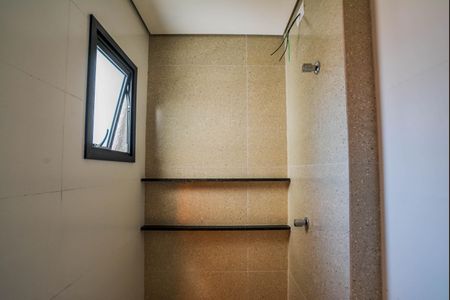 Apartamento à venda com 68m², 2 quartos e 2 vagasBanheiro da Suíte