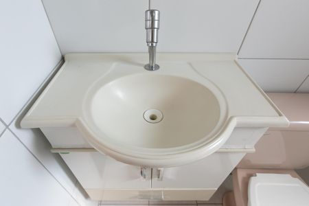 Apartamento à venda com 50m², 2 quartos e 1 vaga Apartamento à venda com 50m², 2 quartos e 1 vagaDetalhe banheiro