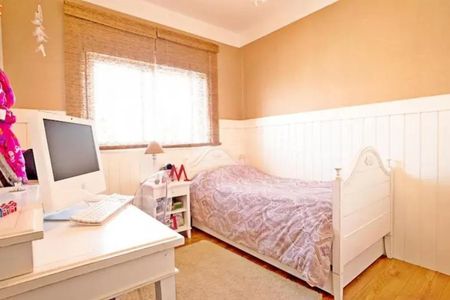 Apartamento à venda com 165m², 3 quartos e 3 vagasFoto 01